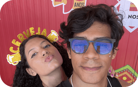 30 reais ou mostraremos a foto do seu documento no telão.